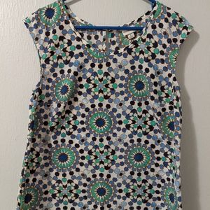Mossimo sleeveless blouse